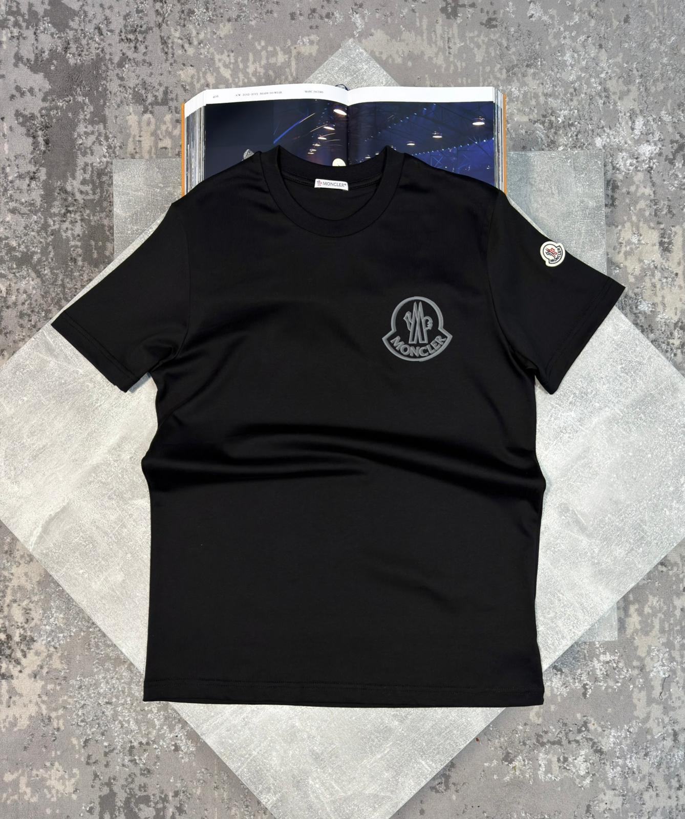 Cler Tshirt Black image 0