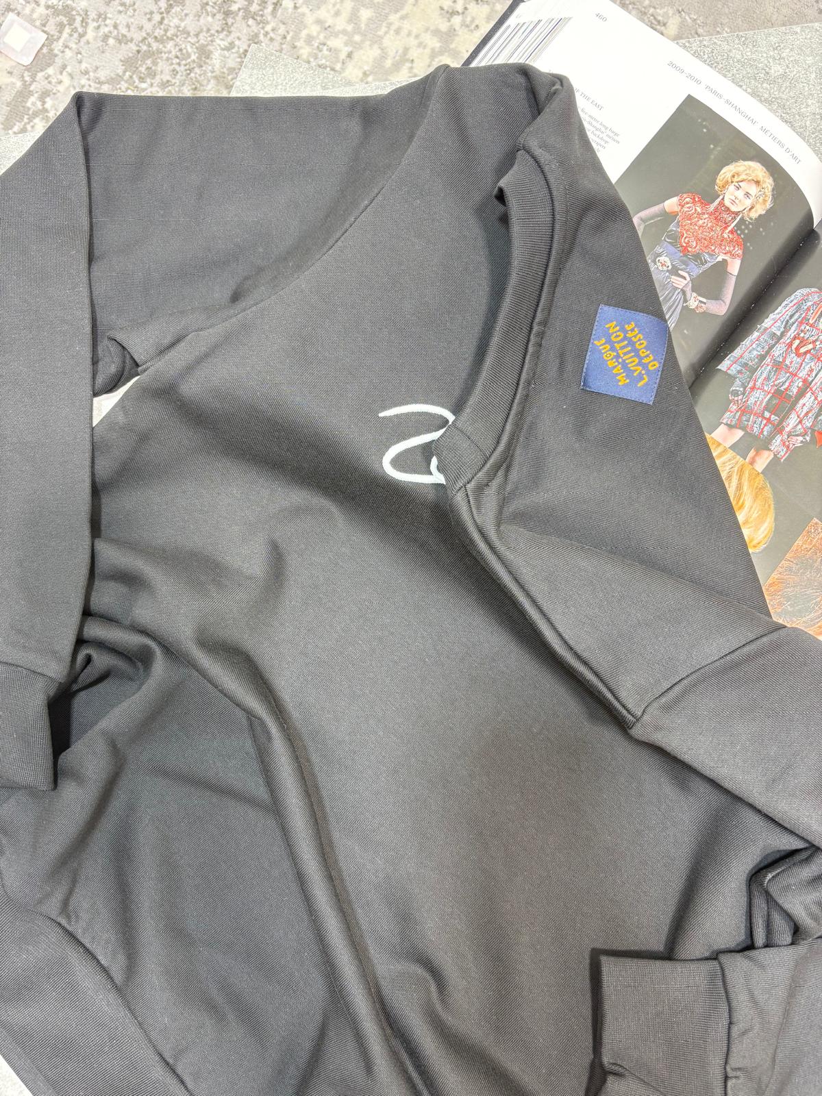 IV Jumper Charcoal image 0