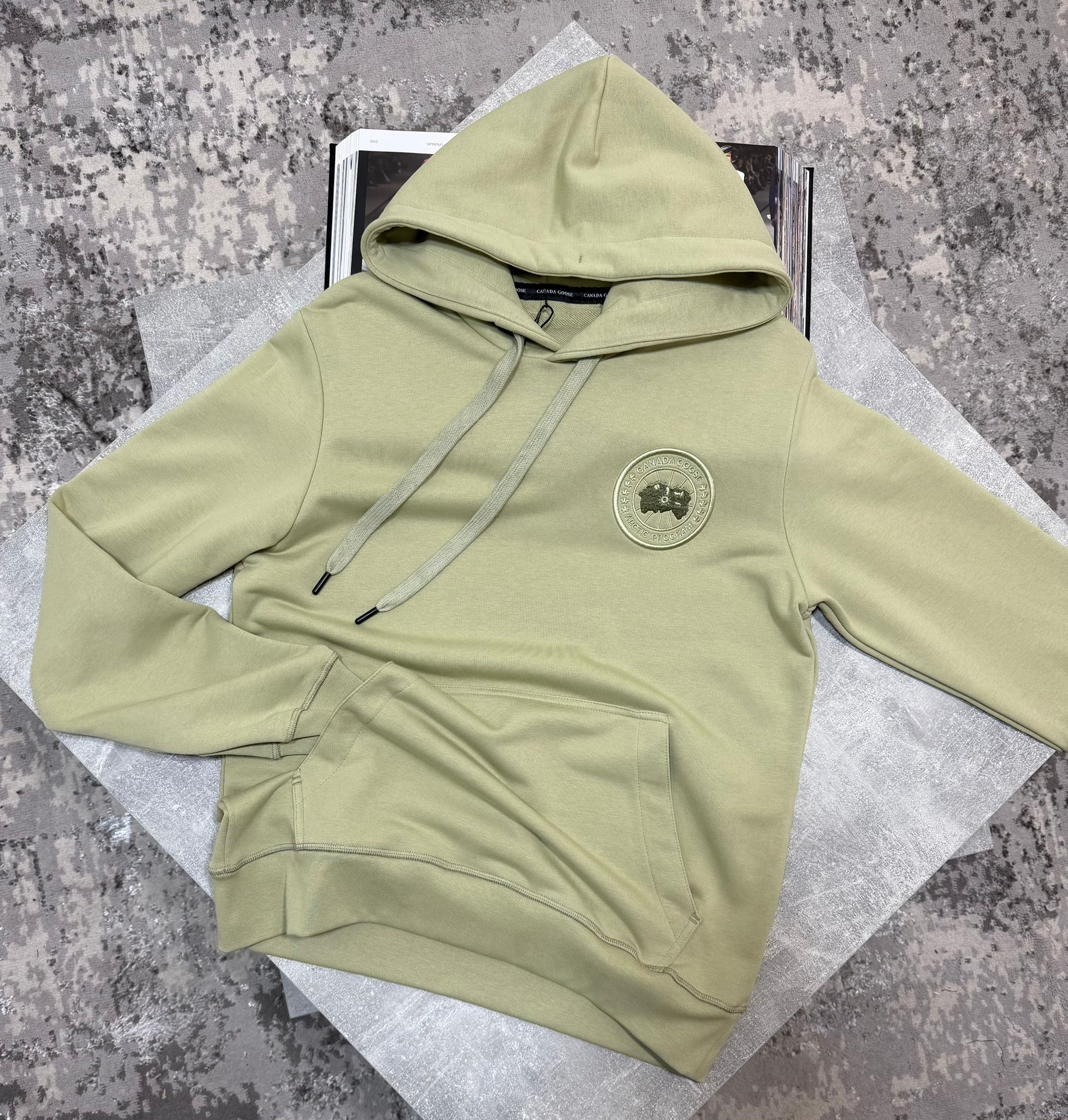 Goose Hoodie Lime image 0