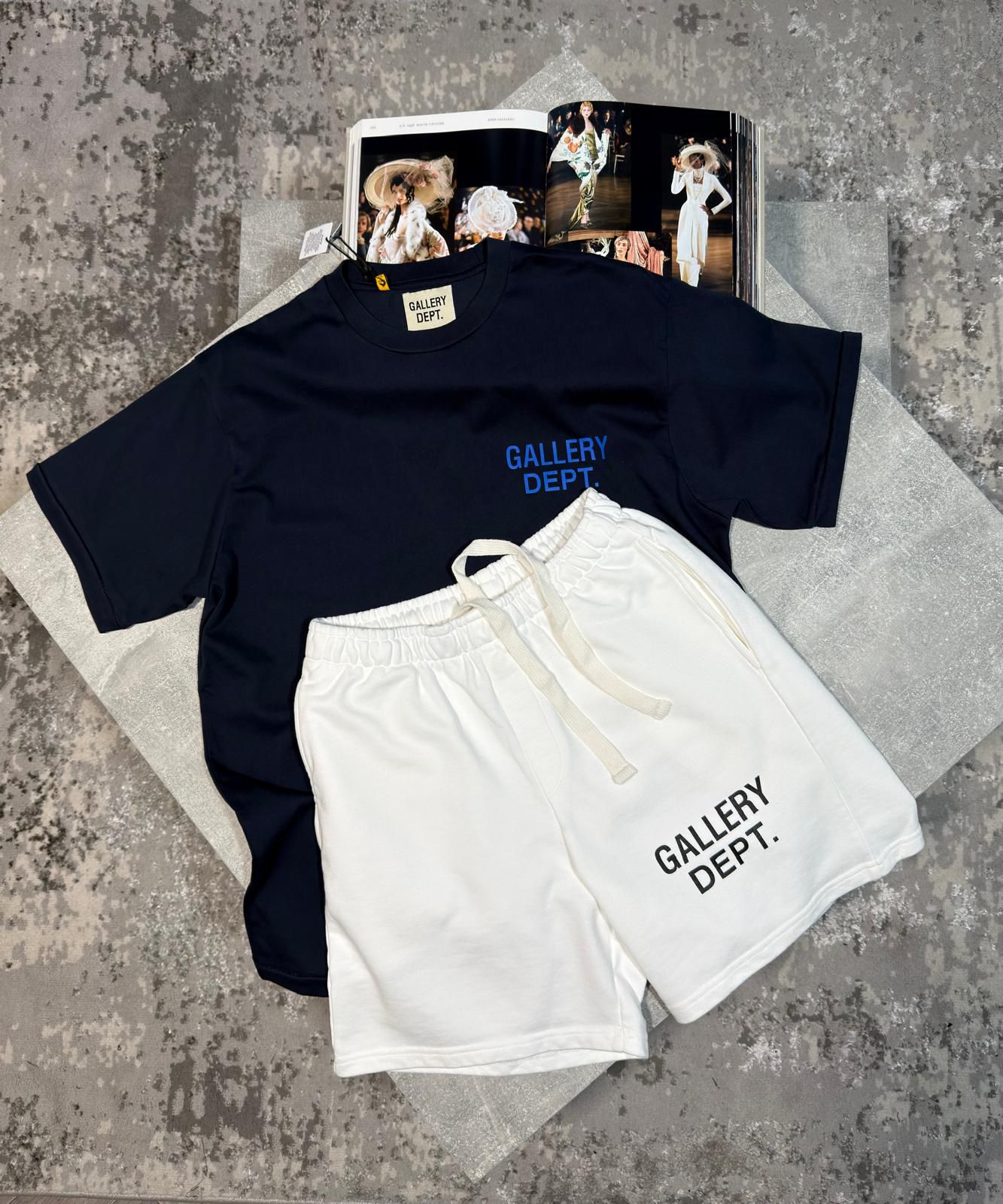 GD shorts White image 6
