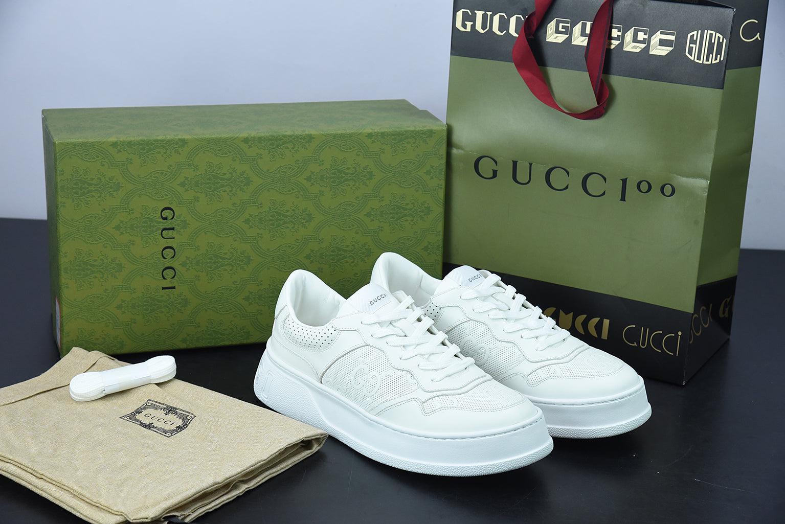 WHITE UCCI CHUNK image 1