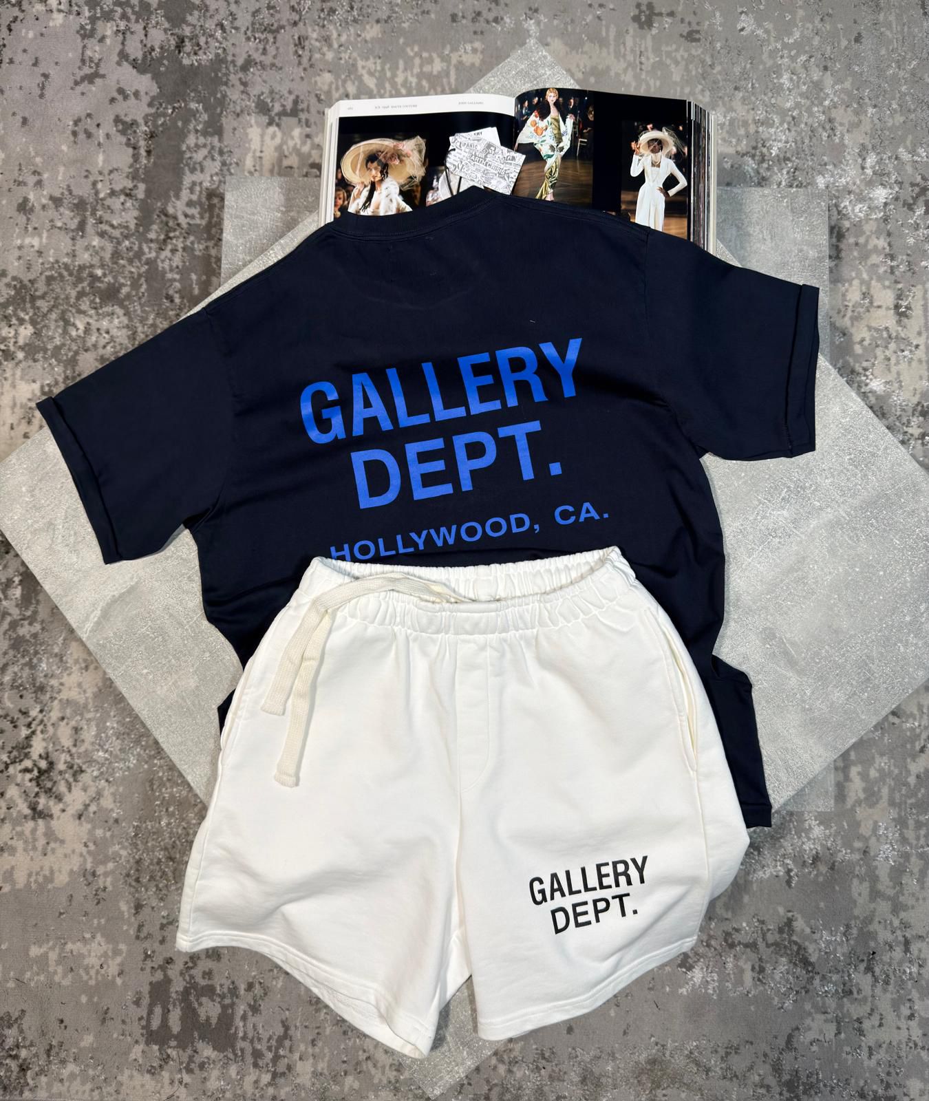 GD shorts White image 5