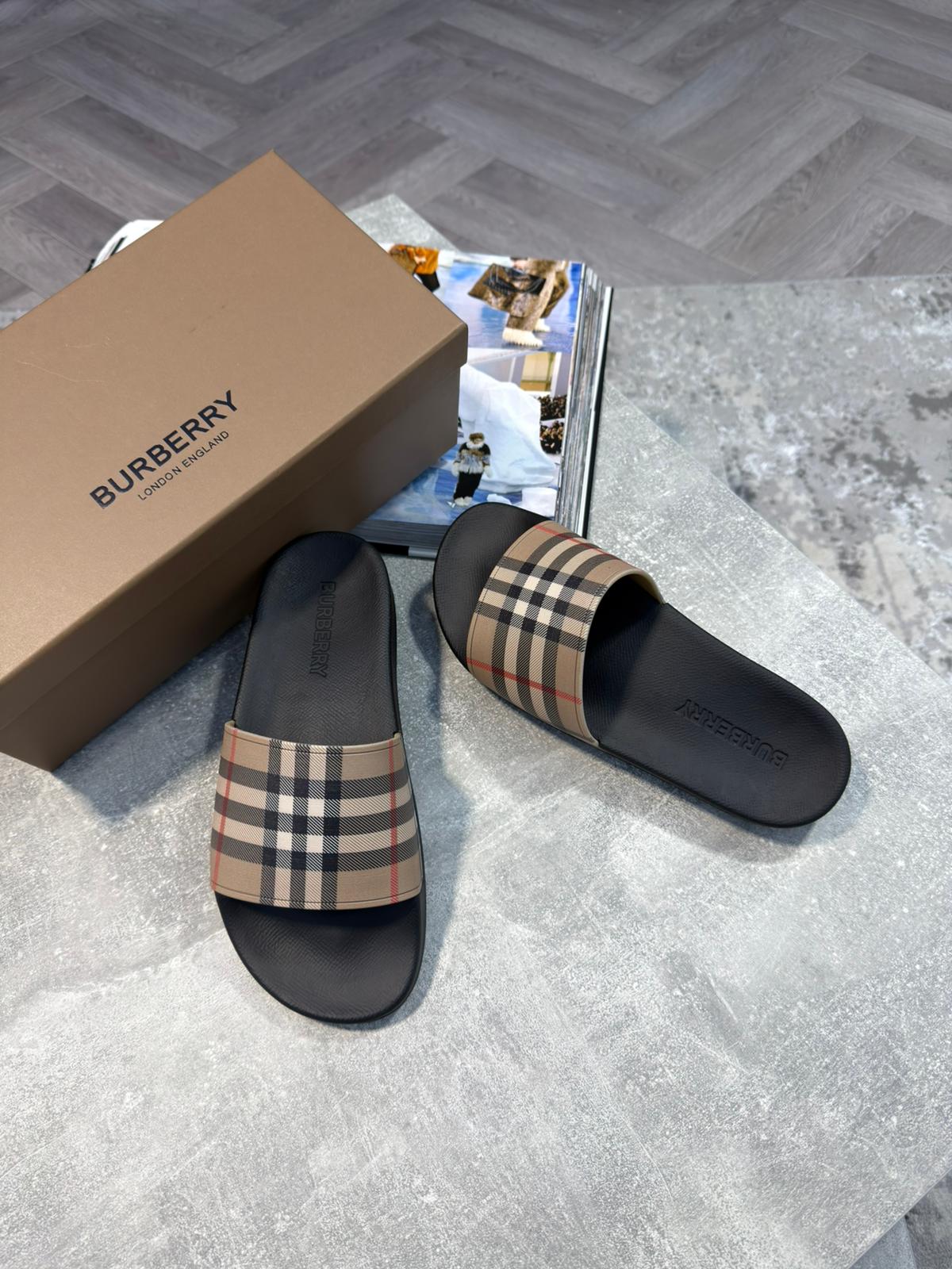 Burb Sliders womens image 2