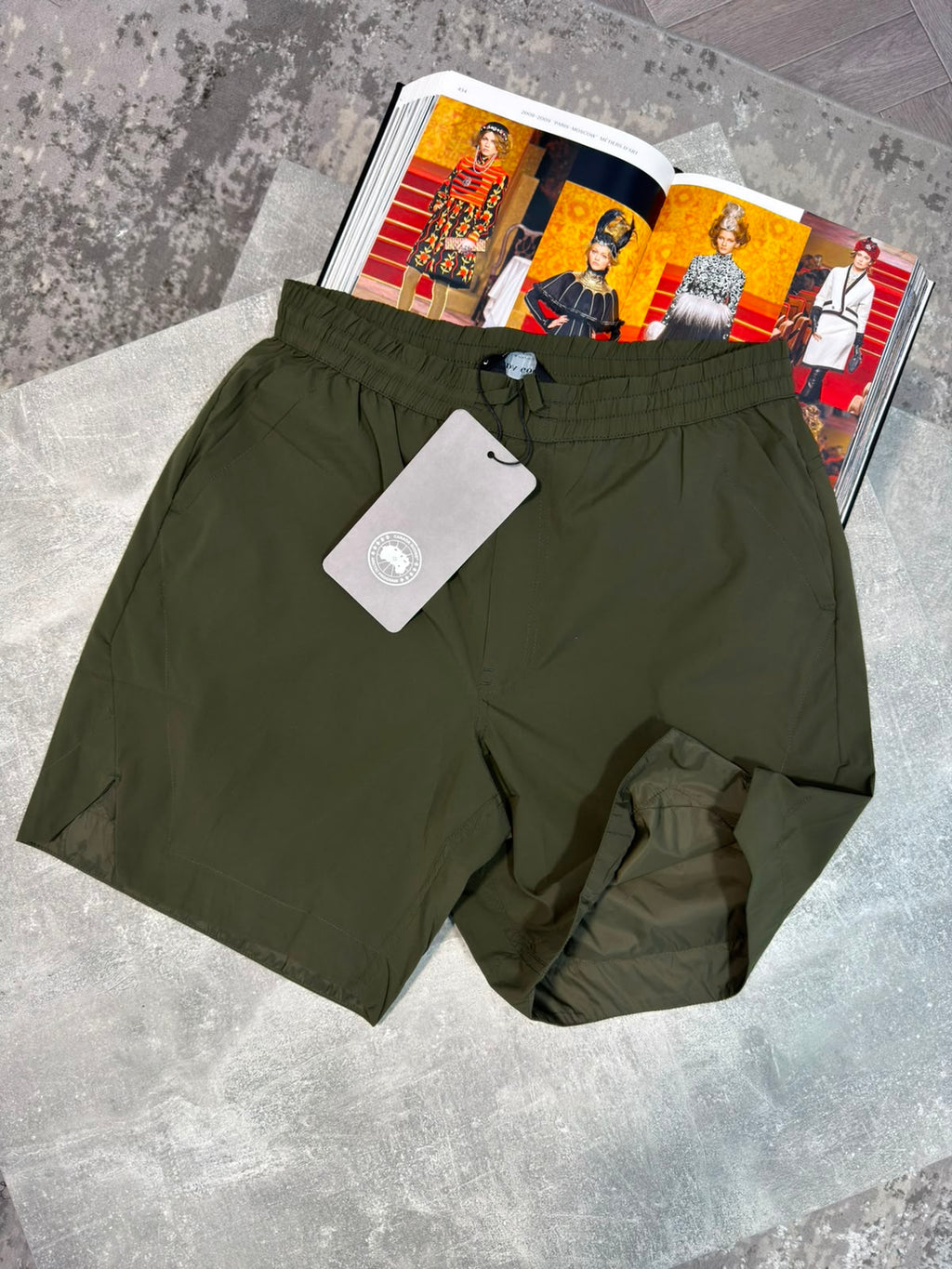 Goose shorts Green image 1