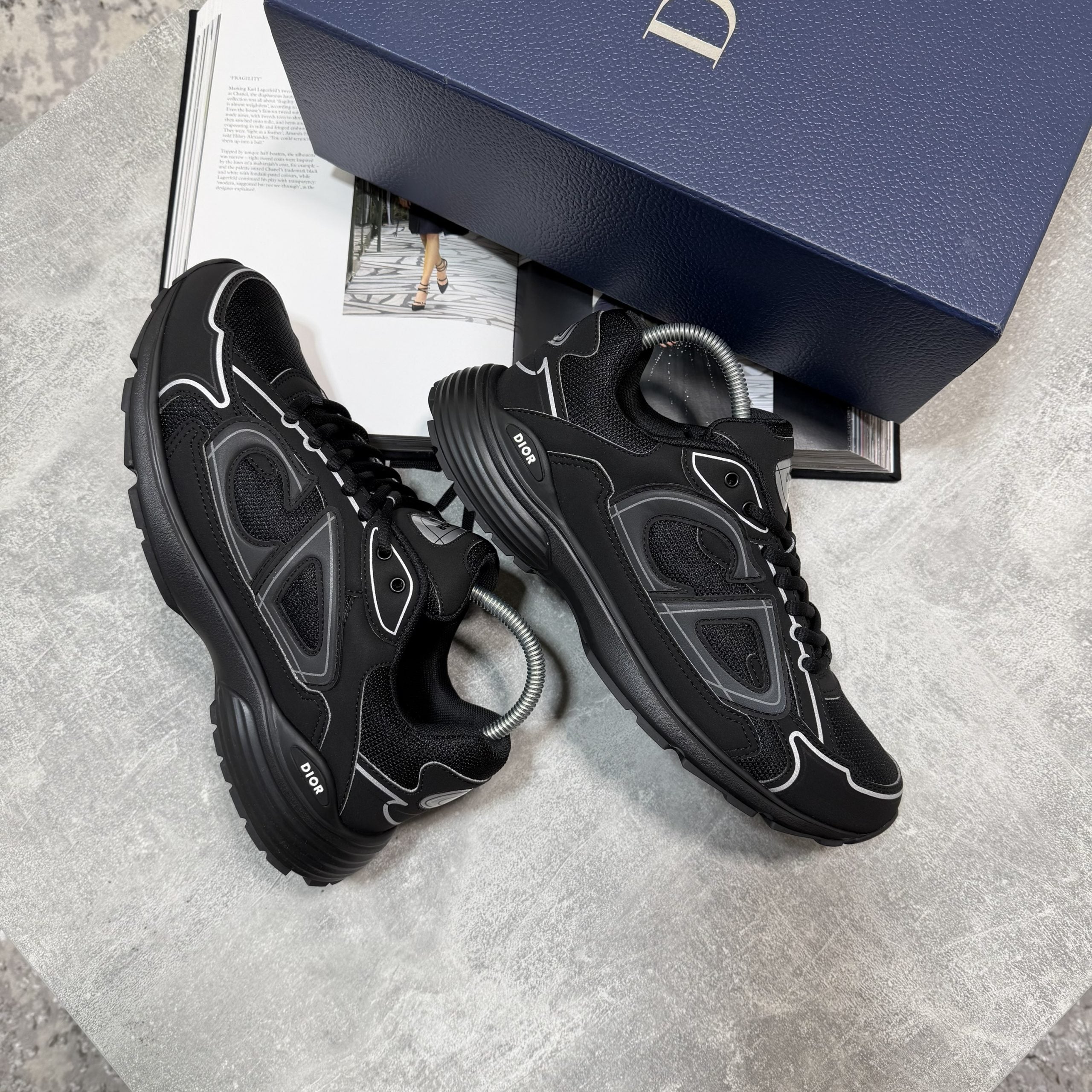 B30 All Black image 2