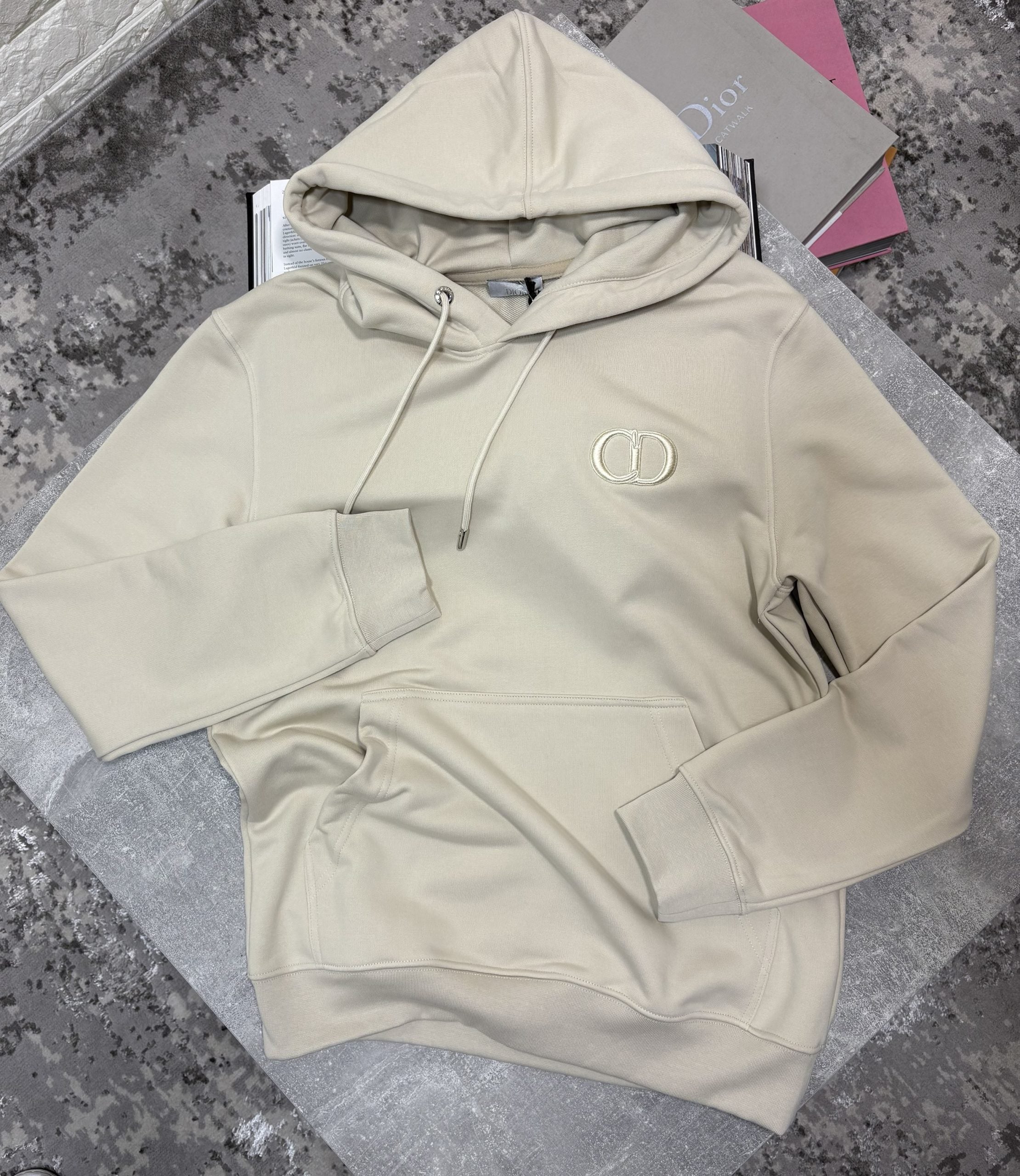 IOR Hoodie Biege image 1