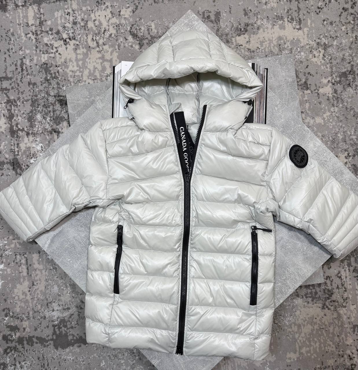 CG Crofton White image 0