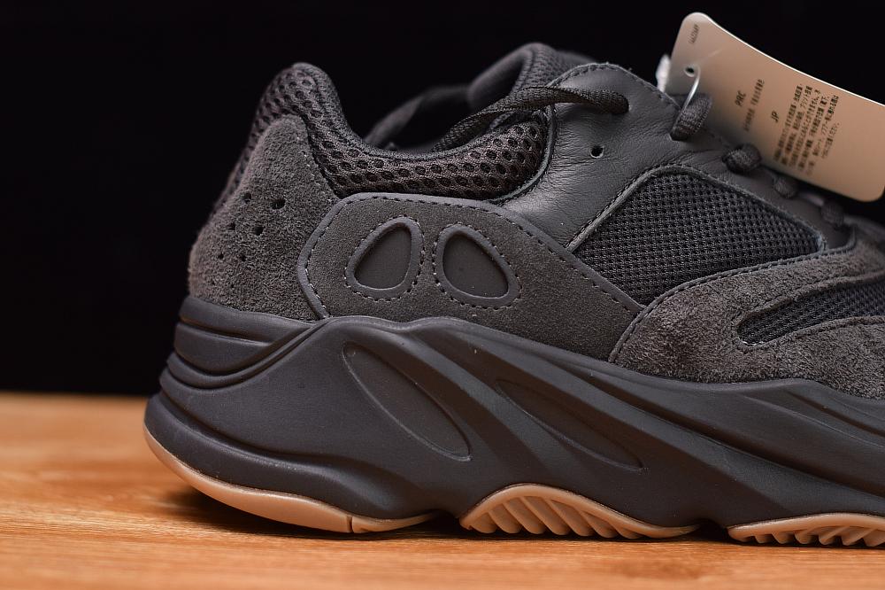 700 BLACK GUM SOLE image 2