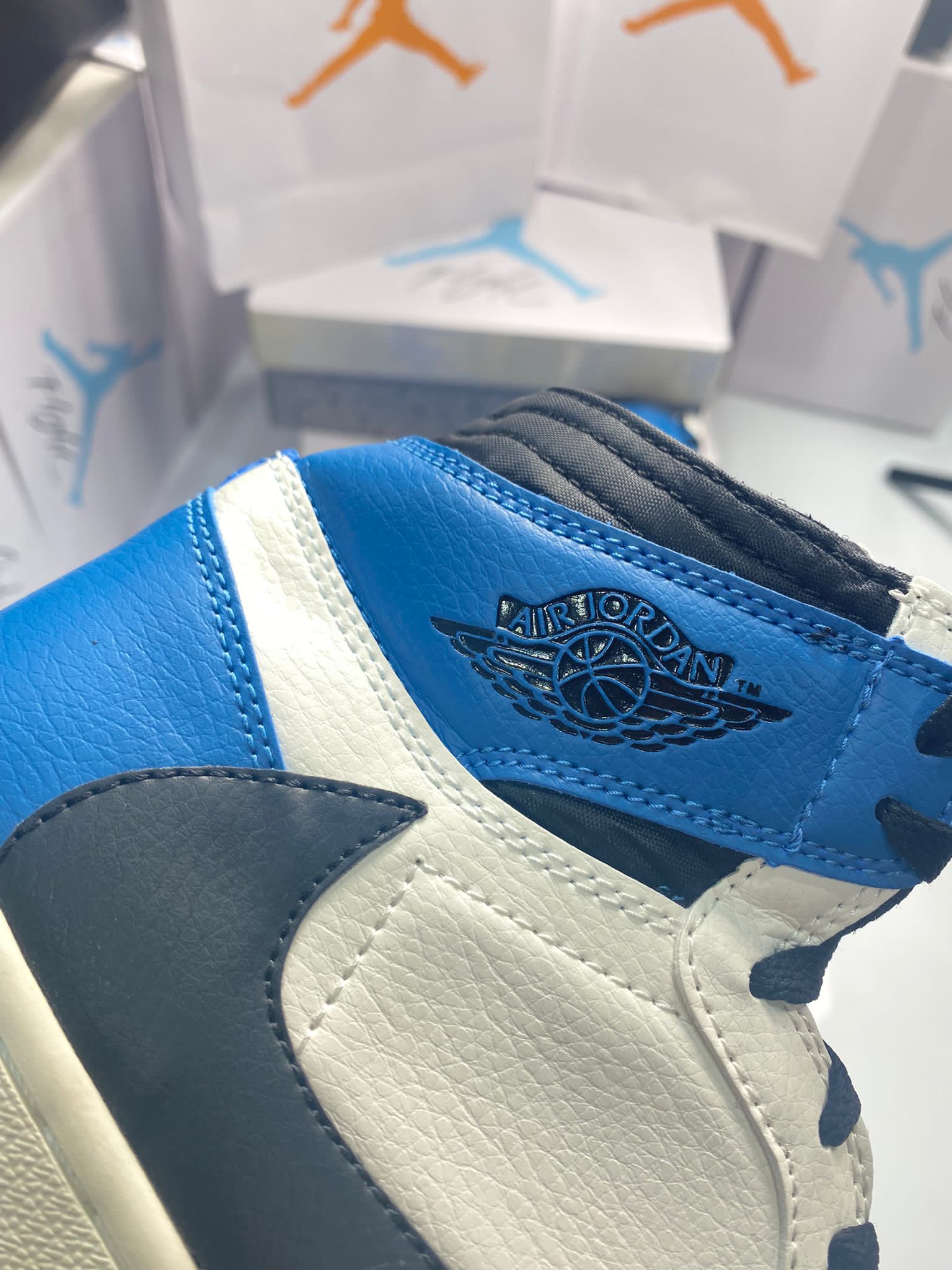 J1 CATUS BLUE image 11