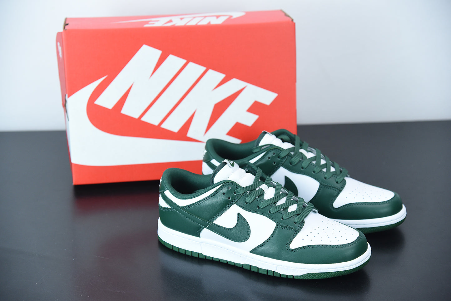 DUNK LOW GREEN image 1