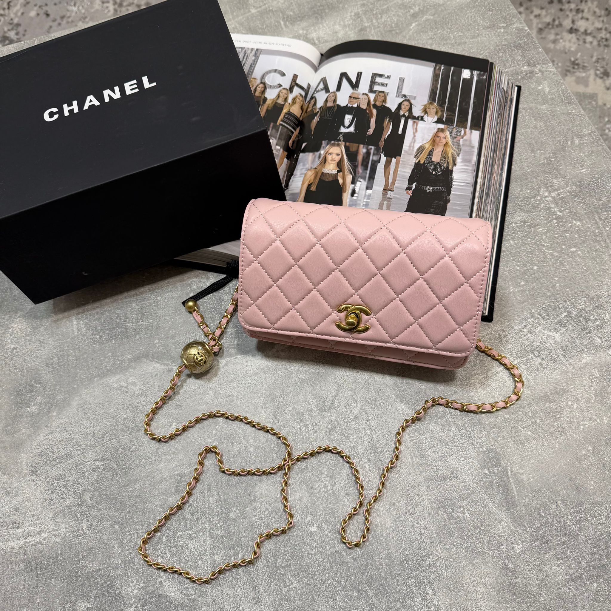 CHN Bag Pink image 0