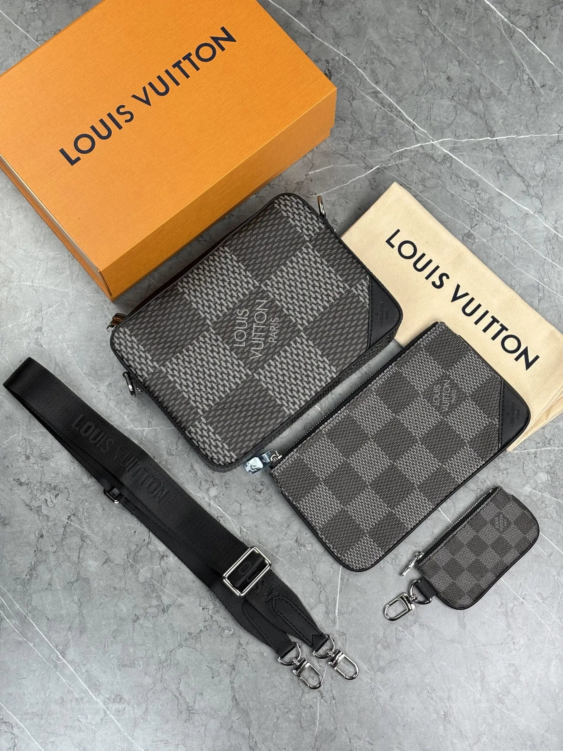 BAG57 LV