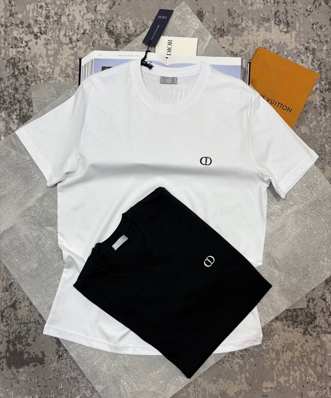 IOR TEE White