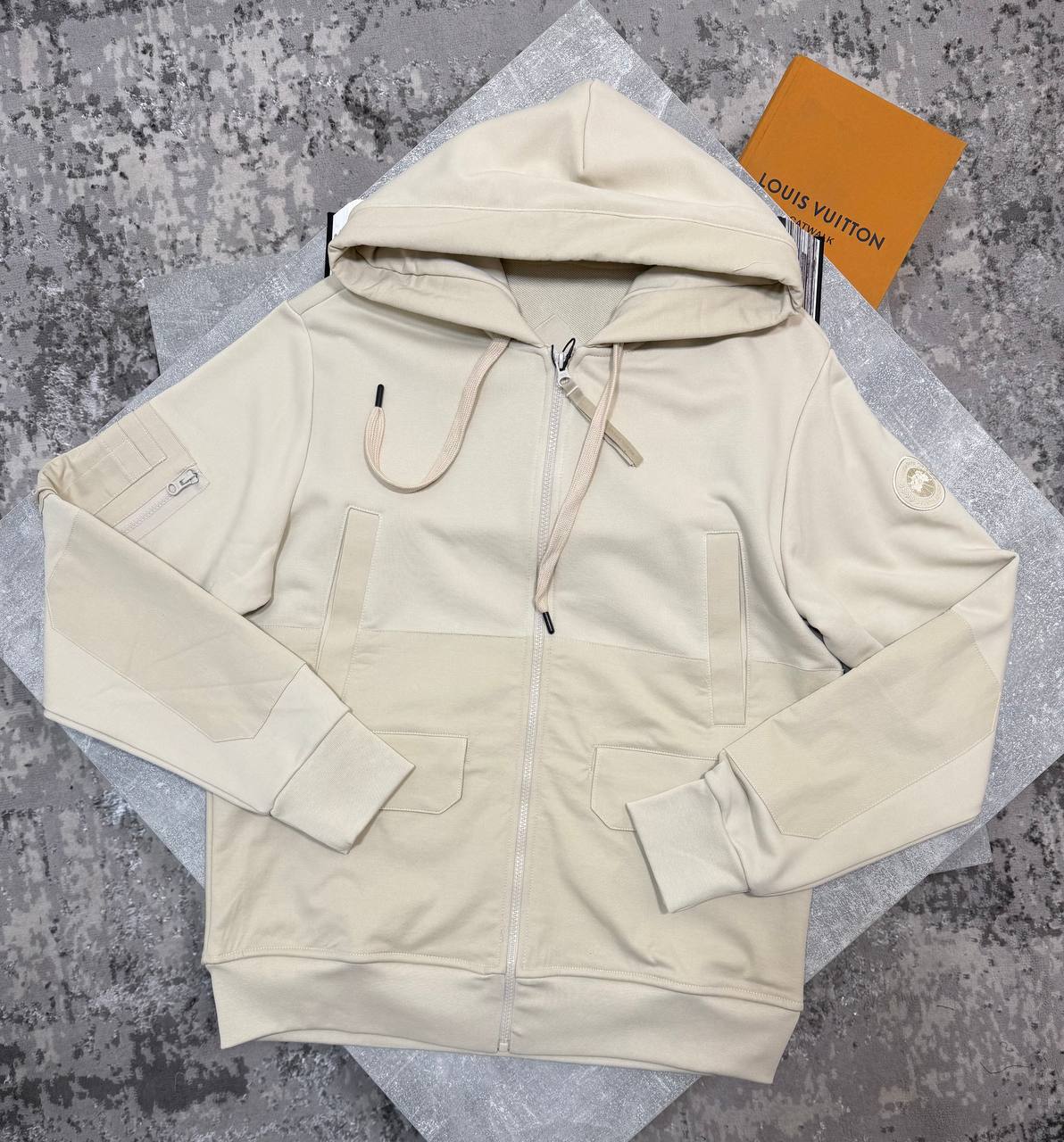 Goose Hooded Jacket Beige